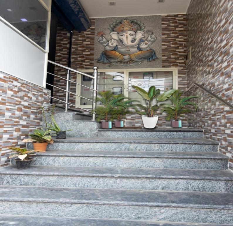 Pn Samy Inn Pondicherry Esterno foto