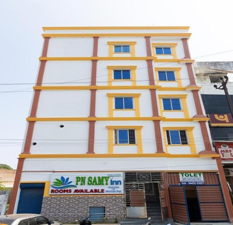Pn Samy Inn Pondicherry Esterno foto